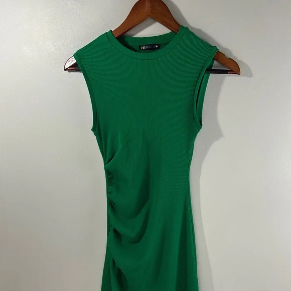 Zara Sleeveless Green Midi Dress Ribbed Fitted Size Small - Picture 3 of 8